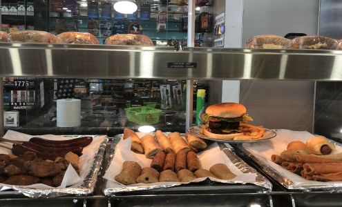 Big Bears Express / 830 Marina