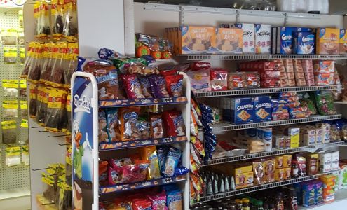 La Esmeralda Grocery Store