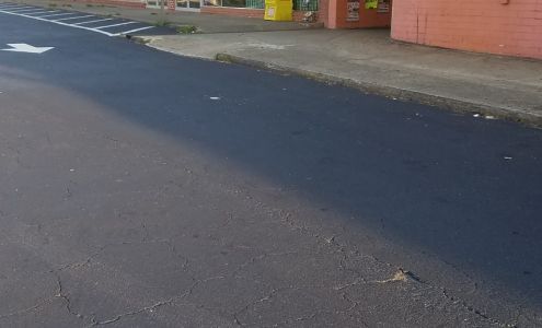 El Amigo Supermarket