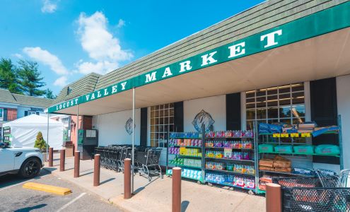 Locust Valley Supermarket