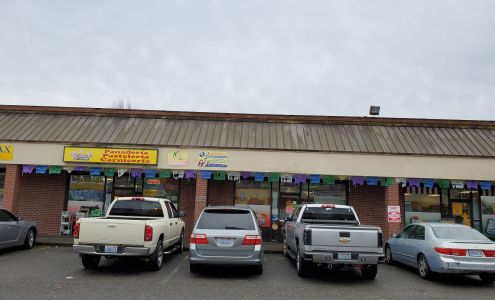 El Palacio Latino Market
