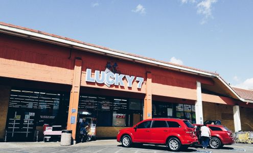 Lucky 7 Súpermarket Tully