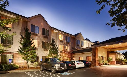 Best Western Plus Northwind Inn & Suites