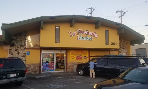La Hacienda Market