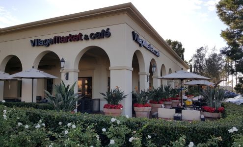 Village Market & Café Los Olivos