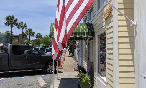 Market On the Square