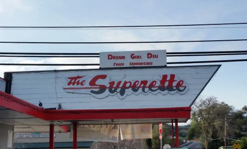 The Superette market Calpella