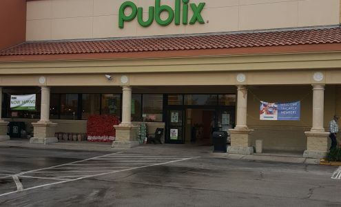 Publix Super Market at Spanish Plaines Shopping Center