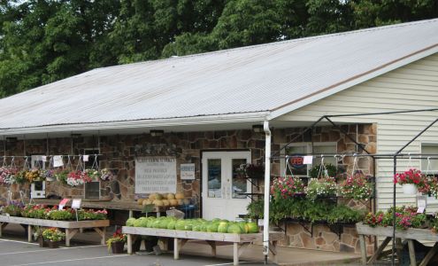 Horst Farm Market East Earl