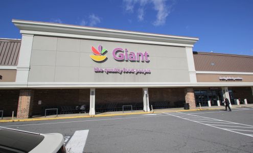 Giant Pharmacy