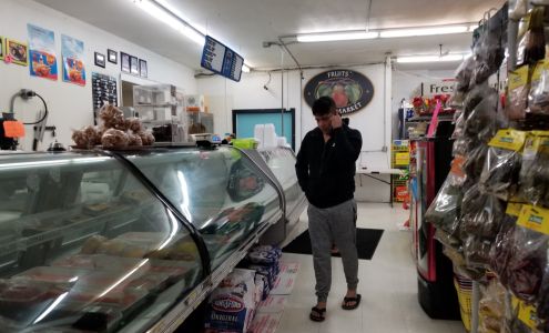 Bridgeport Plaza Market Bridgeport