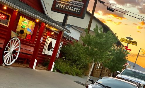 Mono Market Lee Vining