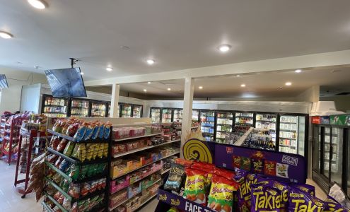 Family Deli & Liquor