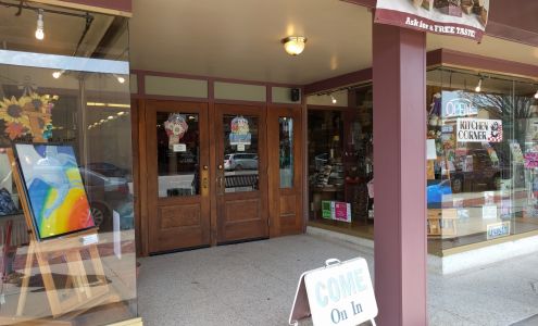 Main Street Co.- Newton