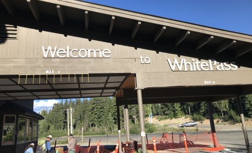 Kracker Barrel Store & Services Naches