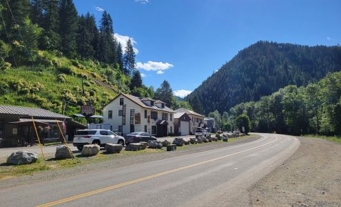 Avery Store & Motel Avery