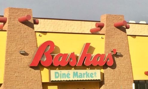 Bashas' Dine' Crownpoint