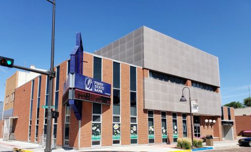 Exstrom Janet L Holdrege