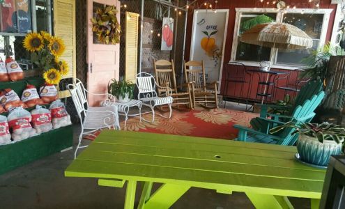 Luck & Moody Peaches