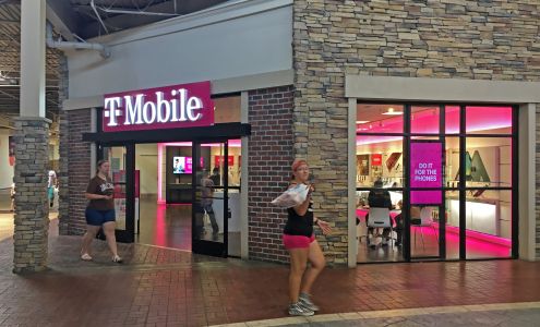 T-Mobile Authorized Retailer