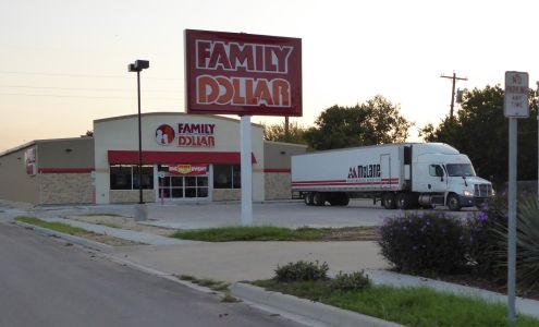 Family Dollar Menard
