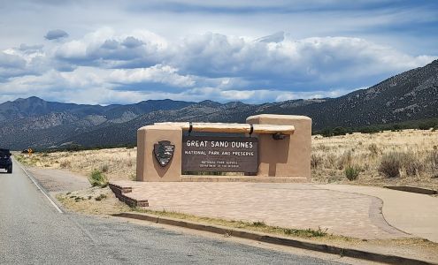 Great Sand Dunes Oasis Mosca