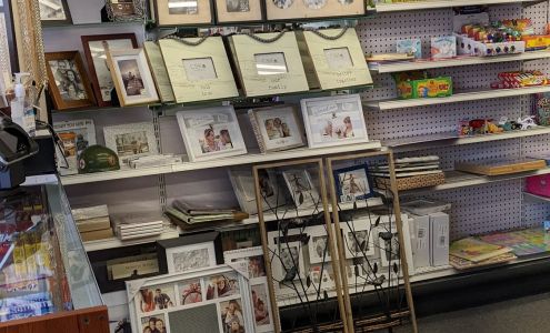 Neumann Rexall Drug Cando