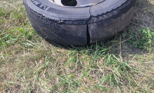 D & R Tire & Repair Cando