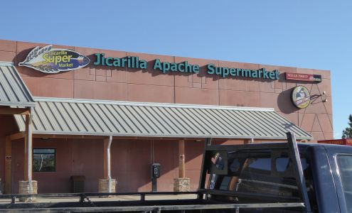 Jicarilla Apache Supermarket Dulce