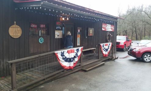 Becky's Grocery and Grill