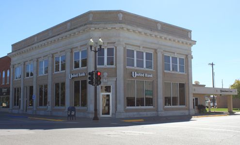 United Bank & Trust Clay Center