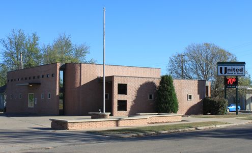 United Bank & Trust Linn