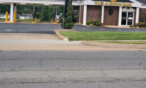 Wood & Huston Bank West Plains