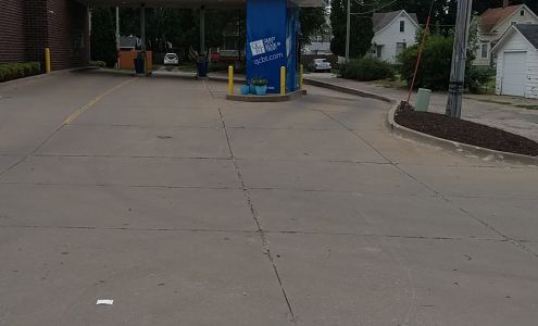 Quad City Bank & Trust Davenport