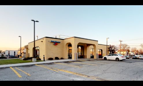Bank of America (with Drive-thru ATM)