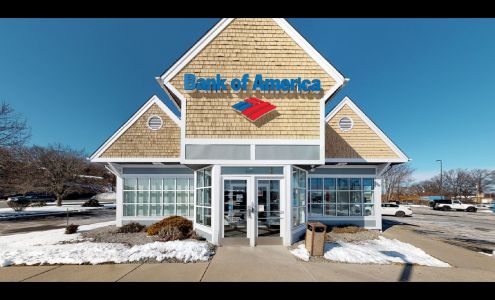 Bank of America (with Drive-thru ATM)