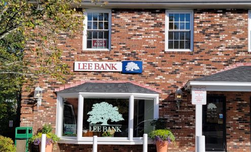 Lee Bank Stockbridge