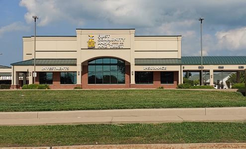 First Community Bank & Trust Beecher