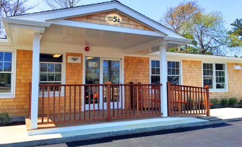 Cape Cod 5 Vineyard Haven