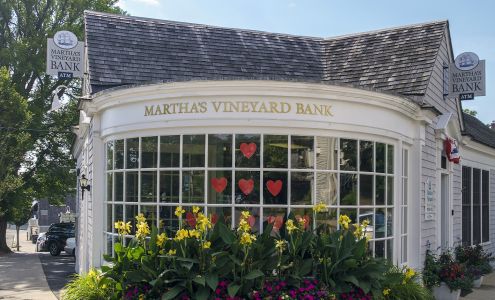 Martha's Vineyard Bank Woods Hole