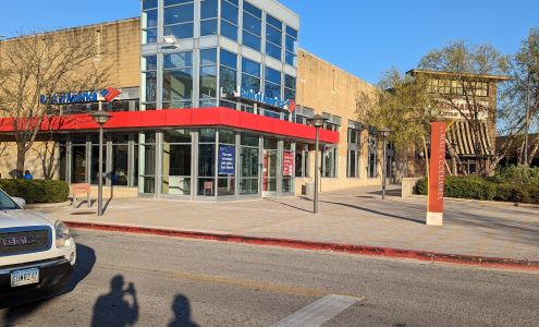 Bank of America (with Drive-thru ATM)
