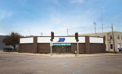 Royal Credit Union - Chippewa Falls Downtown