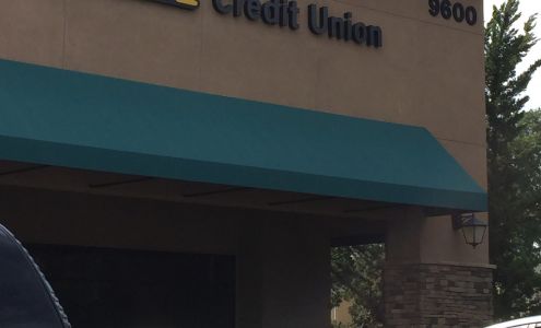 Golden 1 Credit Union - Elk Grove Commons