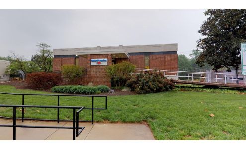 Bank of America (with Drive-thru ATM)