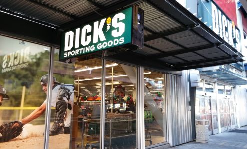 DICK'S Sporting Goods