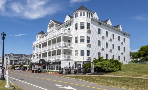 Union Bluff Hotel & Meeting House