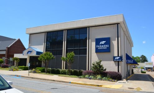 Farmers Bank & Trust Camden