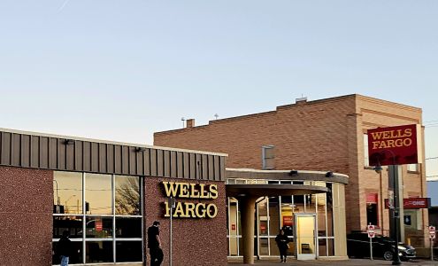 Wells Fargo Bank Holbrook