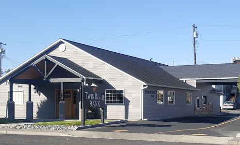 Twin River Bank Clarkston