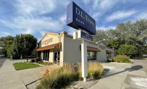 D.L. Evans Bank Albion